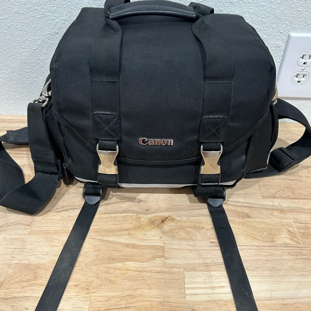 Canon EOS Digital Rebel XT 28-105mm Digital bundle with 3 lenses & bag